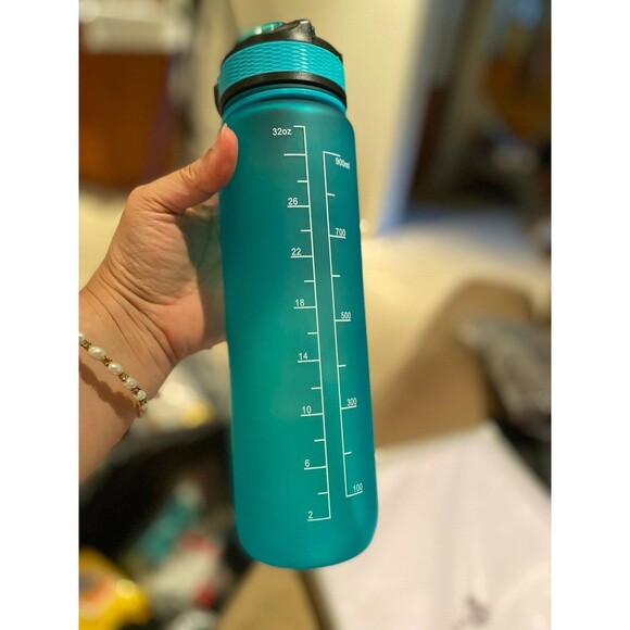 NWT 32 OZ motivational water bottle with straw time marker BPA & toxins free - Picture 6 of 12